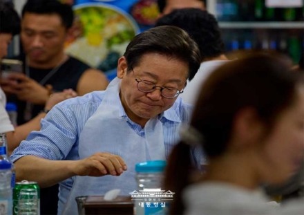 이재명 대통령, 내수 소비가 경제 회복의 첫 단추…골목상권부터 살리겠다”