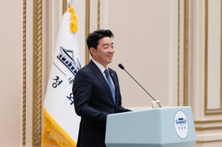강훈식 대통령비서실장 "원팀 넘어 'United 청와대'로"…대체불가 대한민국 뒷받침 강조