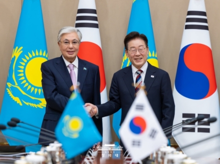한·카자흐, 17년 만에 관계 격상…원유·핵심광물·AI 협력 확대