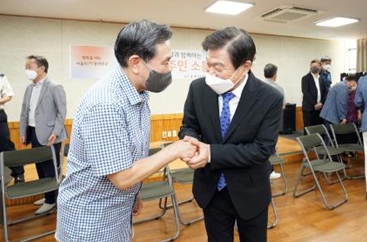 동대문구 용신동 방문한 이필형 동대문구청장, 주민과의 ‘소통’시작