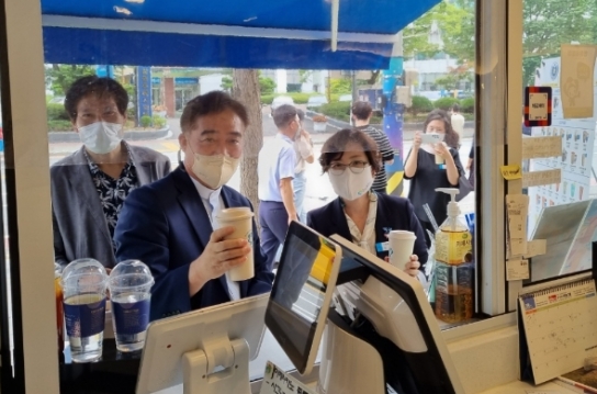창원특례시, 청사 내‘1회용컵 반입 제로 도전!’캠페인 열어