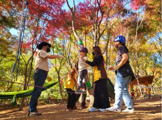 ‘월아산 숲속의 진주’로 단풍구경 오세요!