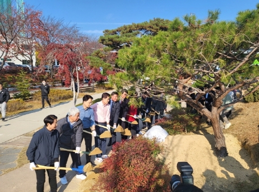 ‘2천만 그루 생명의 나무 심기 운동’ 성공적 정착으로 탄소중립 포항 실현!