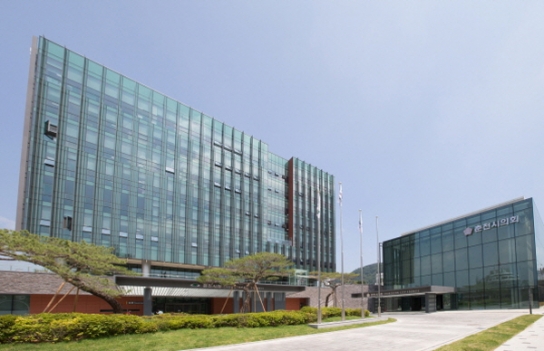 춘천시, 분해하는데 '500년' 걸리는 플라스틱 칫솔, 이제는 친환경 칫솔로 바꿔요
