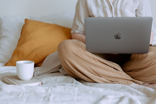 소셜 미디어와 ‘베드로팅(Bed rotting)’...무엇이 문제인가?