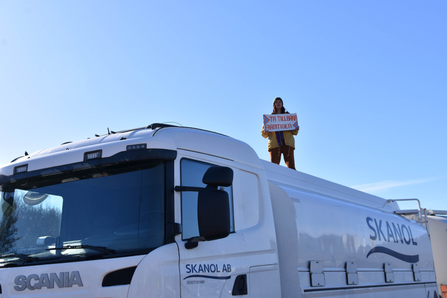 standing-on-truck.jpg