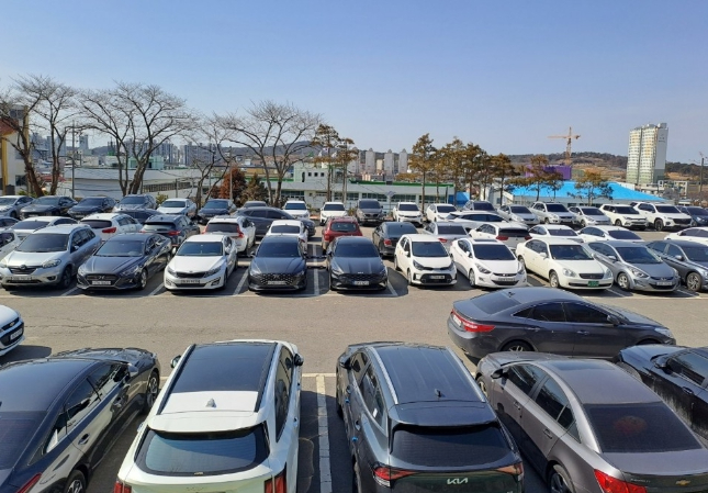무안군청 주차장 전경.jpeg